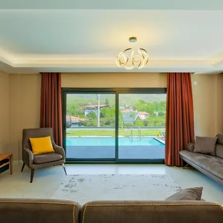 Hotel Eymen Yaniklar 4*
