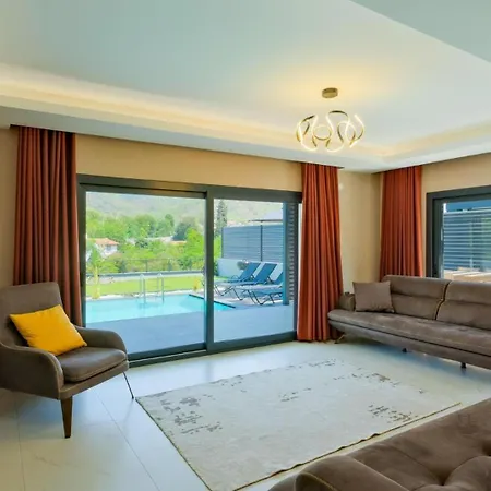 Eymen Yaniklar Hotel